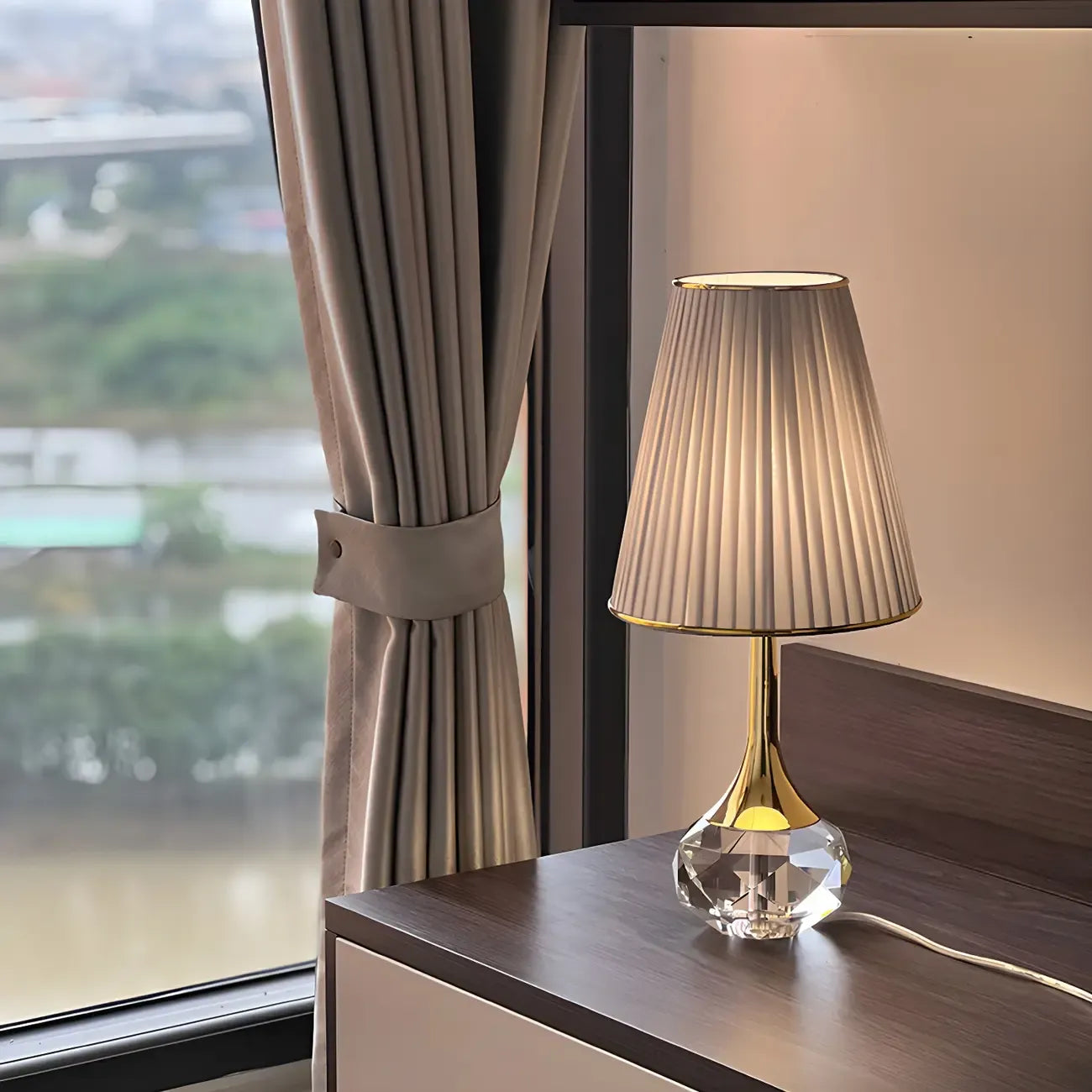 Elegant Pleated Shade Crystal Table Lamp for Living Room