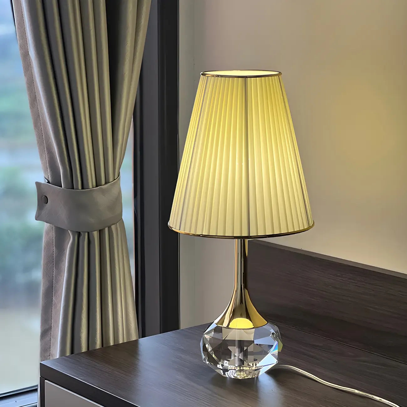 Elegant Pleated Shade Crystal Table Lamp for Living Room