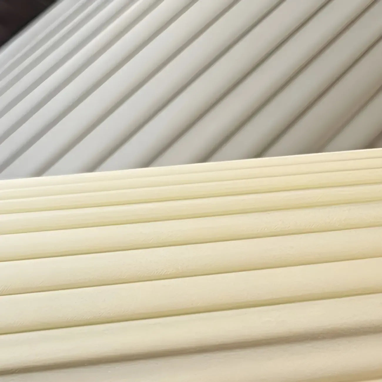 Elegant Pleated Shade Crystal Table Lamp for Living Room