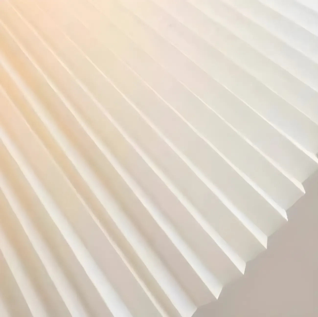 Oriental Resin Fabric Shade Wave Floor Lamp Adjustable