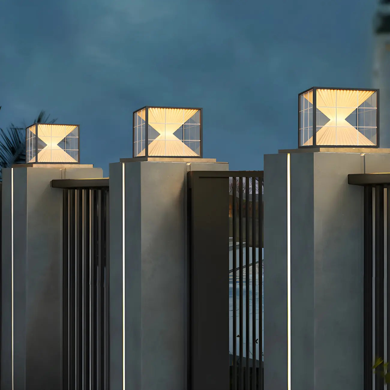 Modern Decorative Cube LED Table Lamp for Outdoors