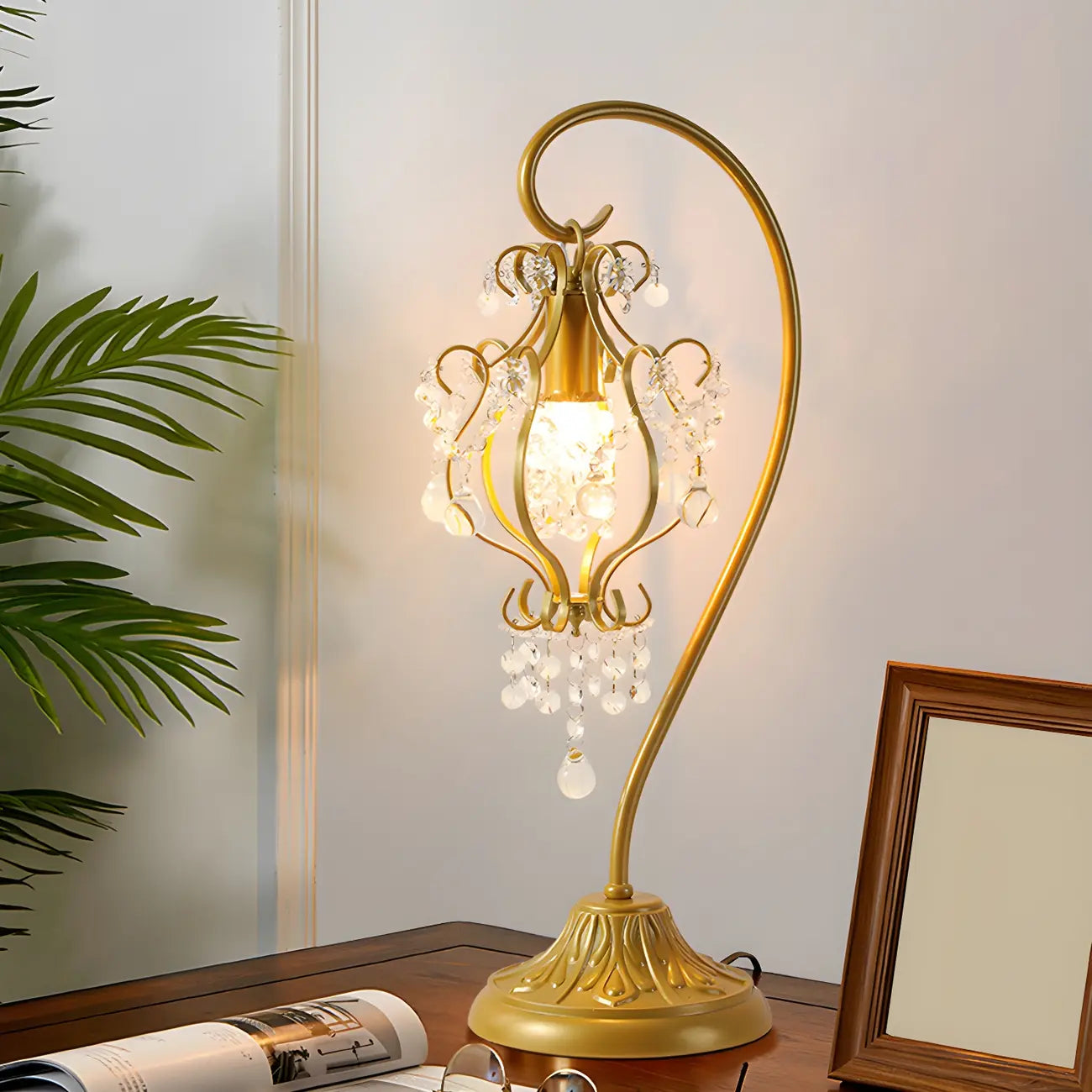Geometric Gold LED Crystal Table Lamp for Bedroom Decor