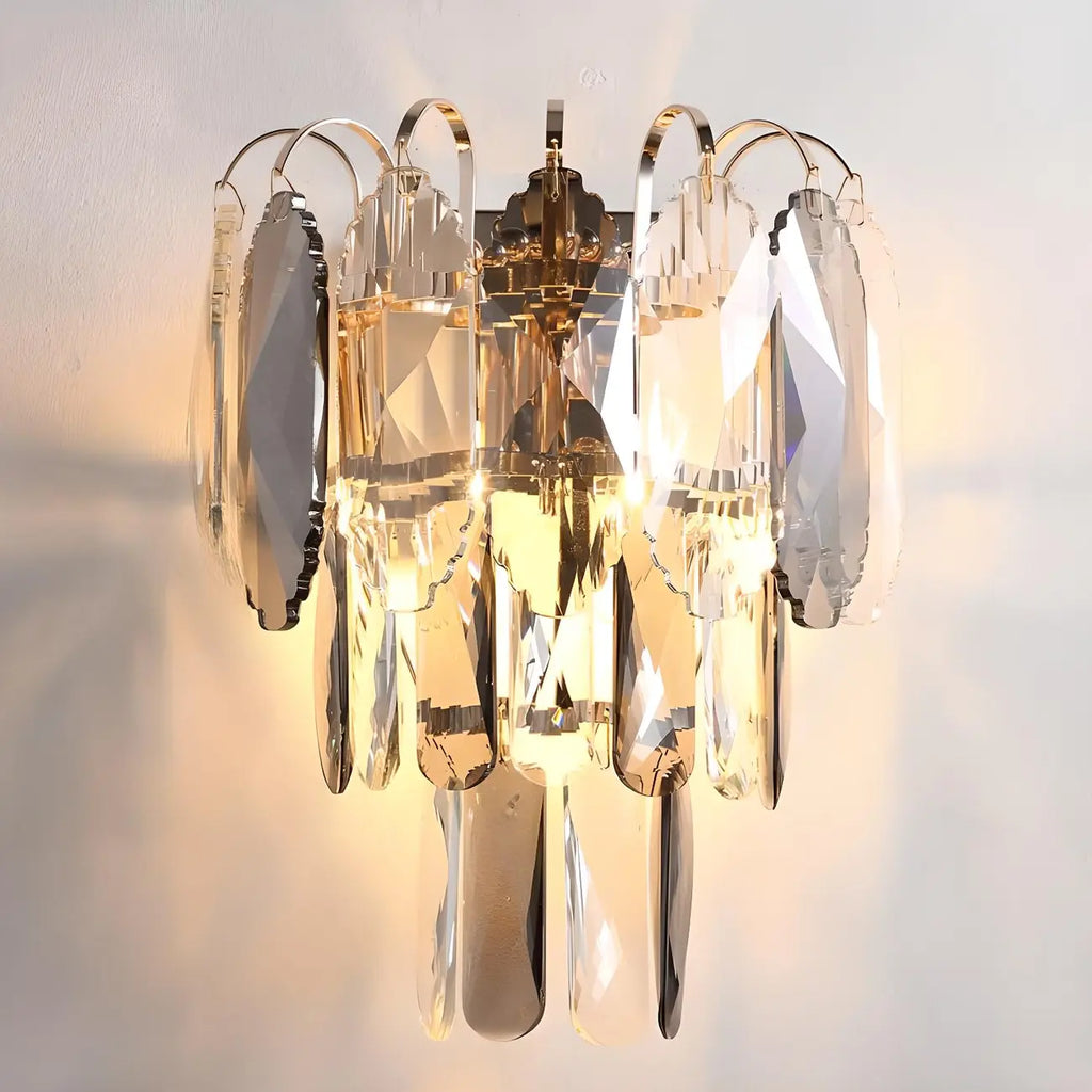 Artistic Wall Sconce with Brass Finish for Living Room Decor