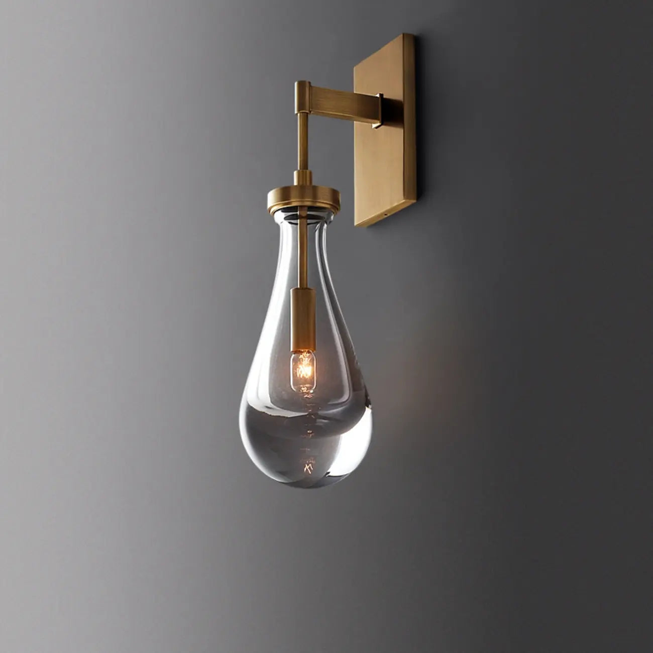 Modern Indoor Brass Wall Sconce with Geometric Crystal Shade