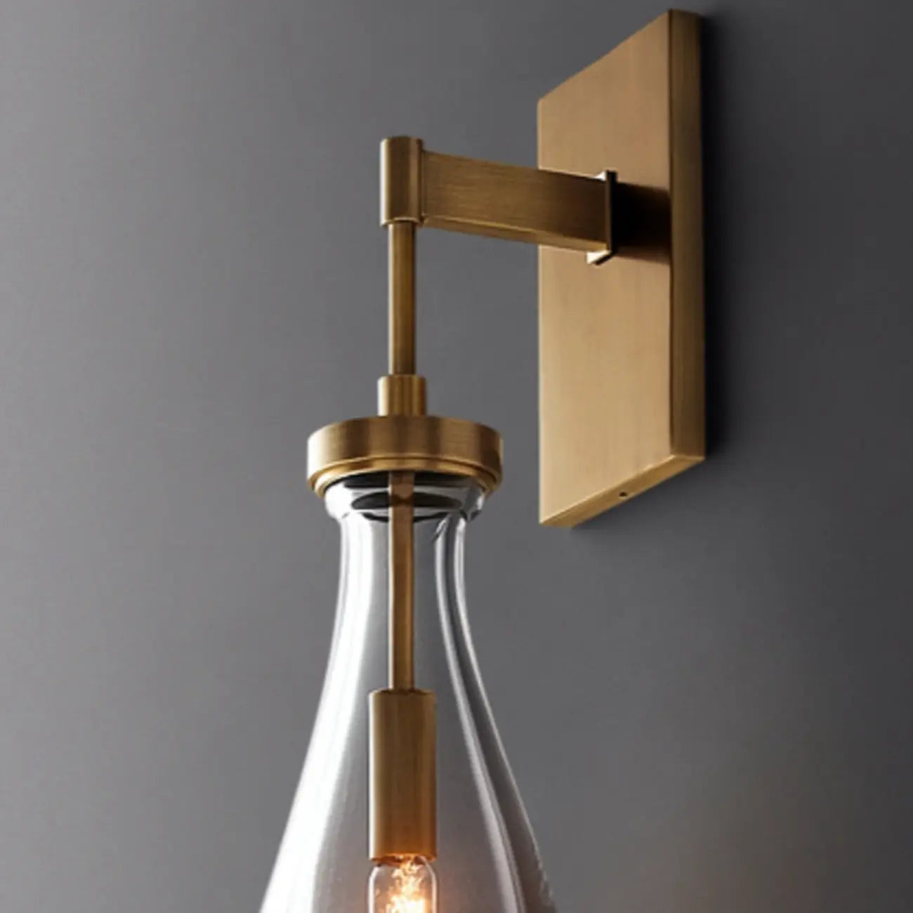 Modern Indoor Brass Wall Sconce with Geometric Crystal Shade