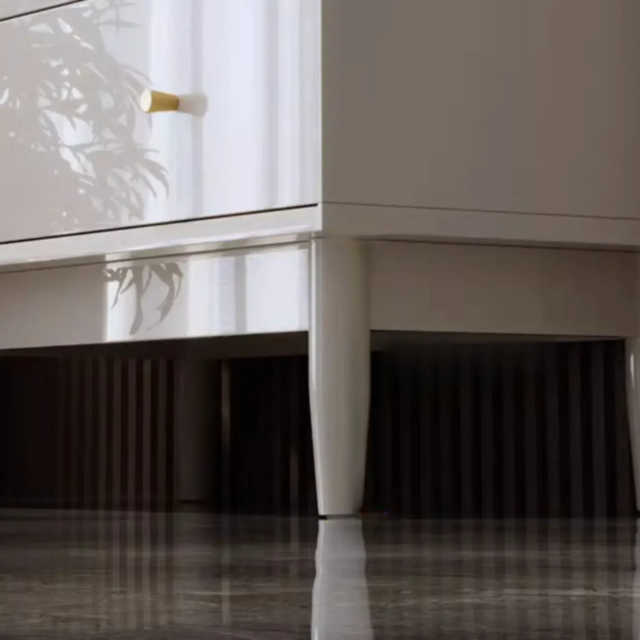 Modern Elegant White Lumber Storage Cabinet with Glass Doors