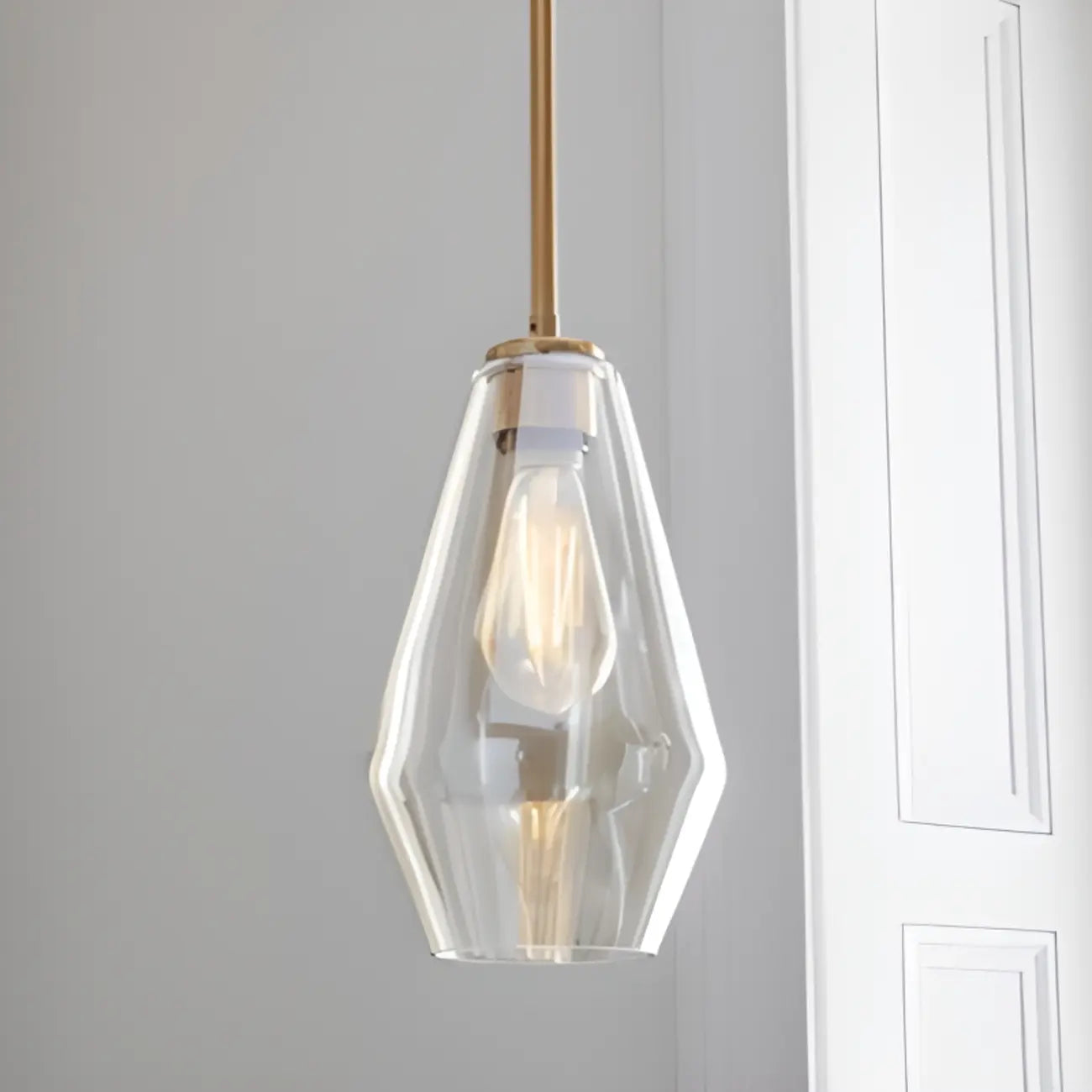 Modern Glass Pendant Lighting for Kitchen Island