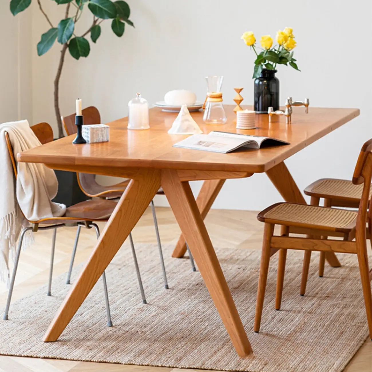 Stylish Natural Wood Rectangle Dining Table