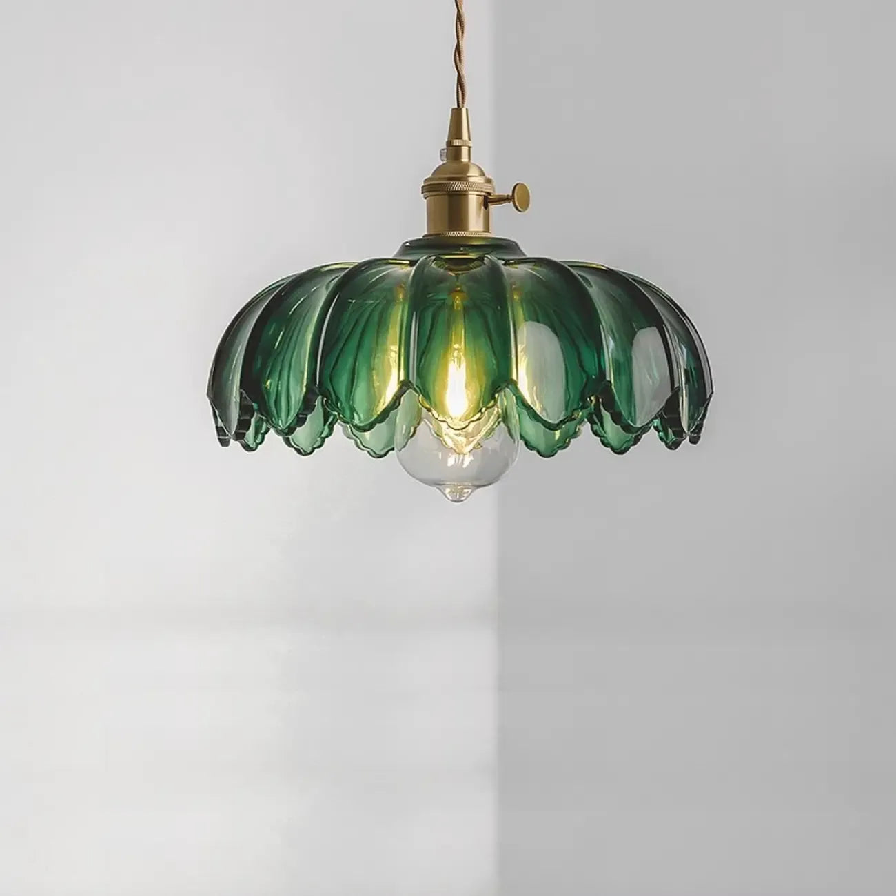 Adjustable Green Glass Pendant Light Fixture for Living Room