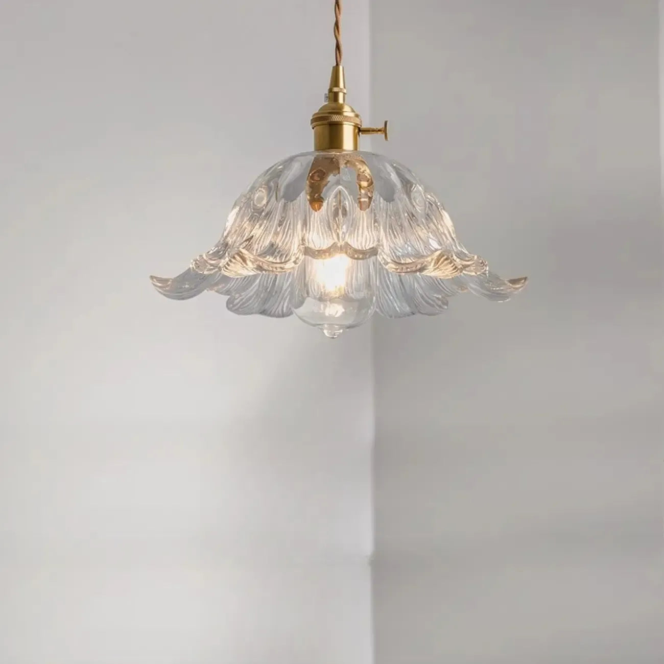 Adjustable Green Glass Pendant Light Fixture for Living Room