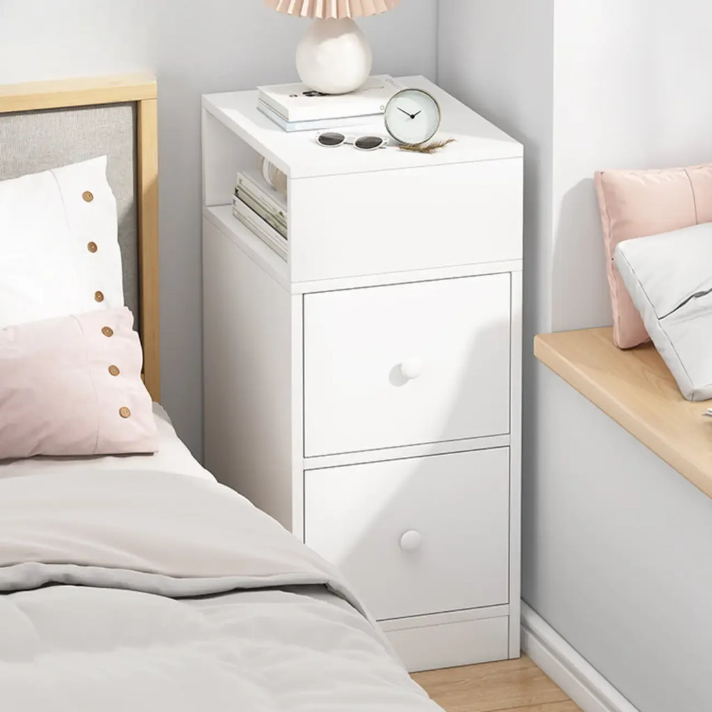 Natural Finish Casual Engineered Wood 3 Drawer Nightstand