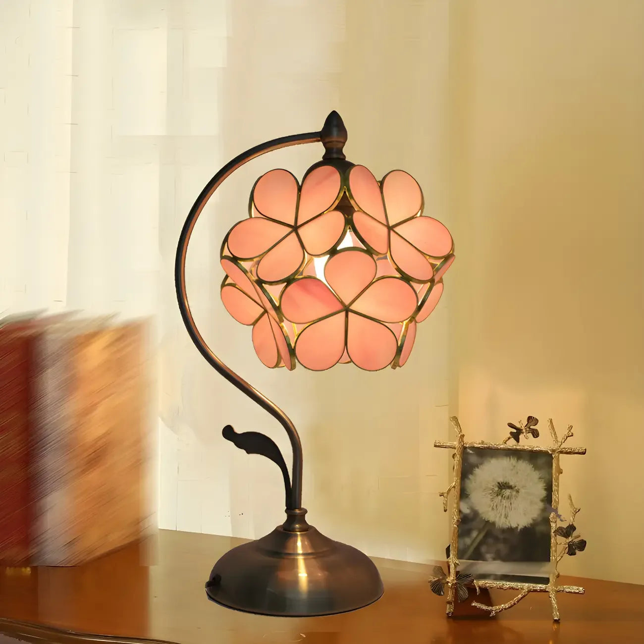 Vintage Stained Glass Flower Petal Table Lamp