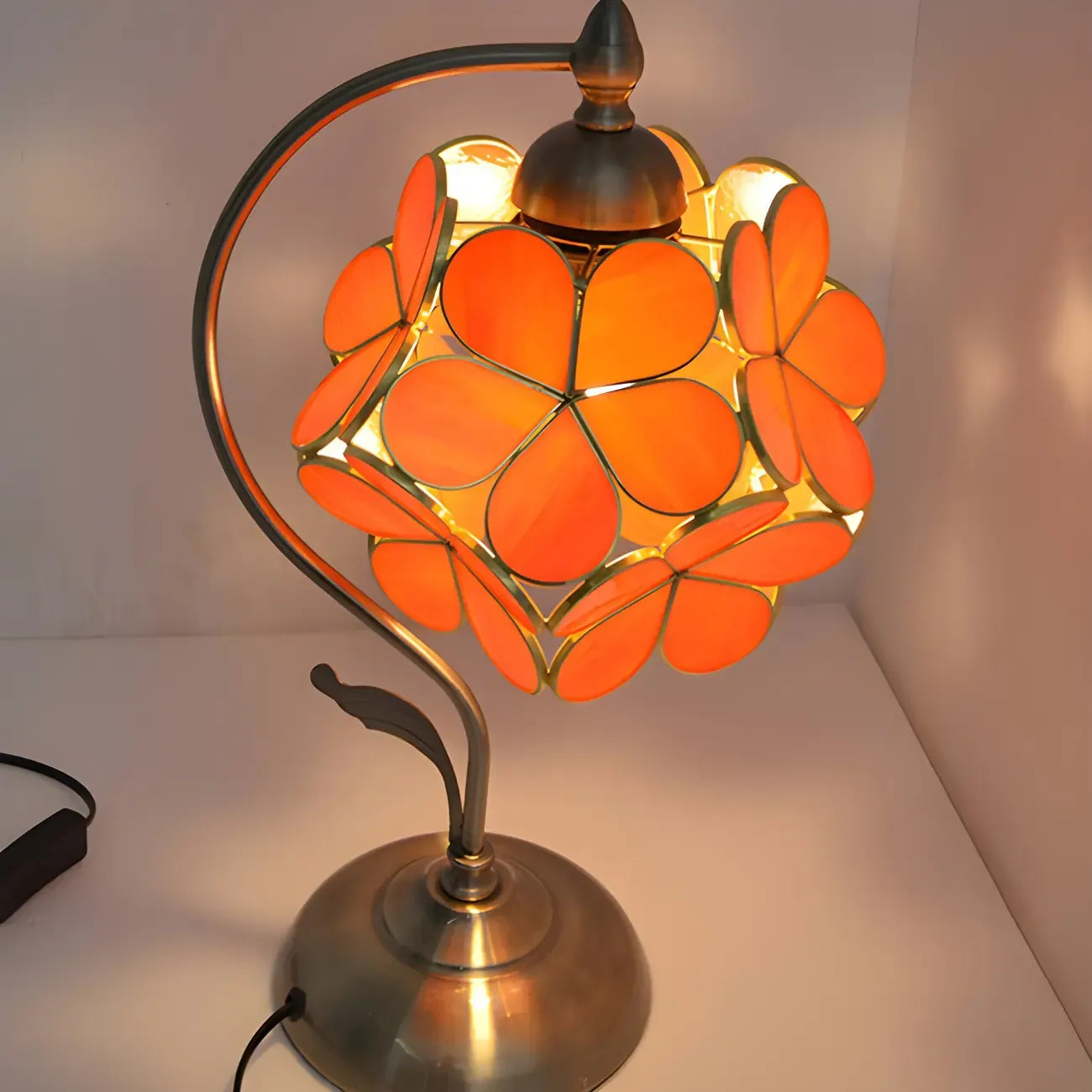 Vintage Stained Glass Flower Petal Table Lamp