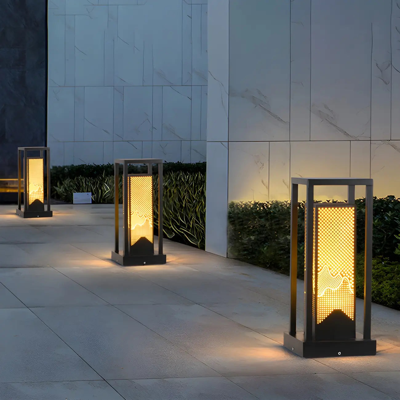 Black Metal Grid Wired Rectangle Post Cap Light