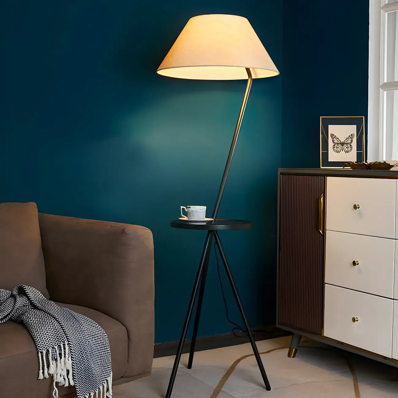 Black Metal Modern Tripod Floor Lamp with Coffee Table